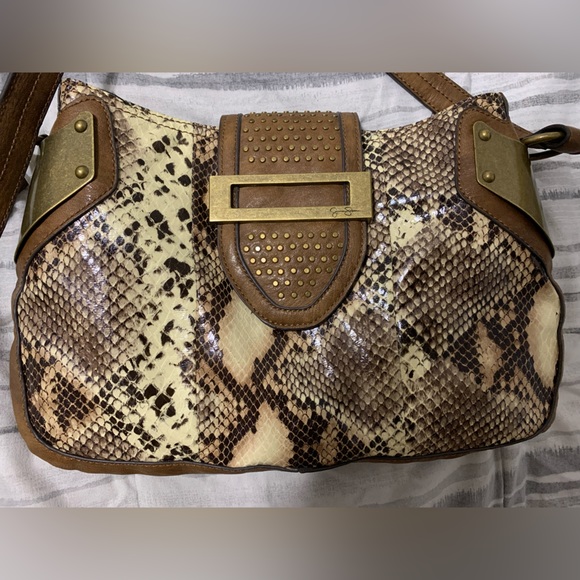 Jessica Simpson, snake print crossbody with metal detail. Excellent condition - Picture 2 of 4